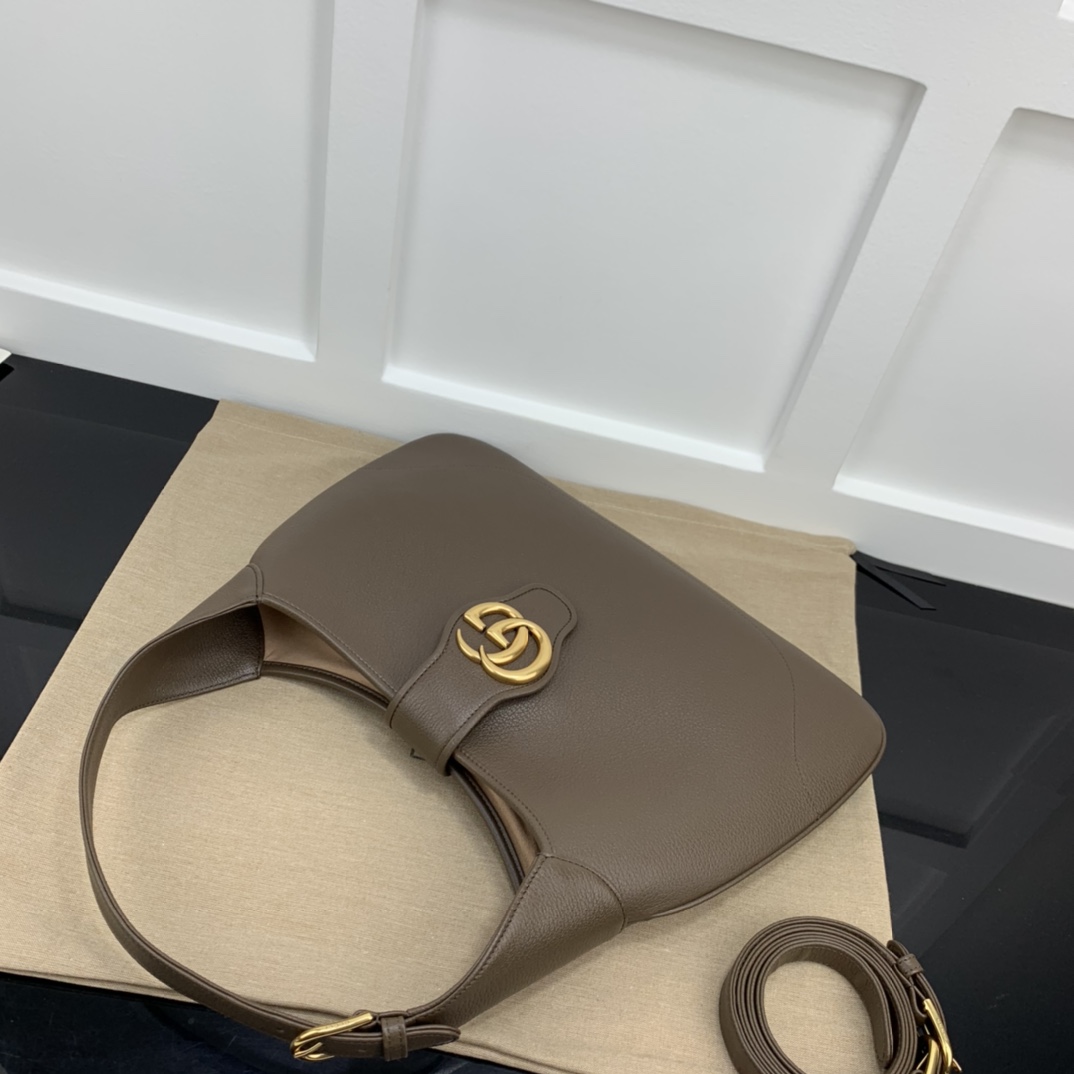 Gucci Hobo Bags